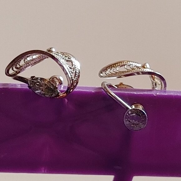 VINTAGE Silver Filigree Earrings Screw Back SIGNED - Picture 4 of 7